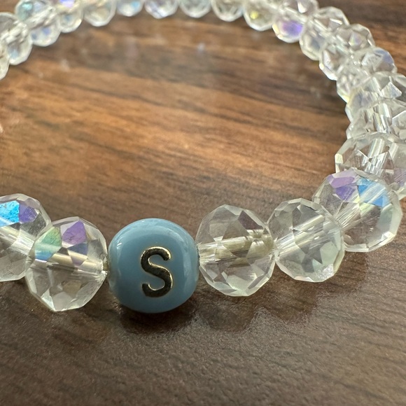Irredentist clear beaded with “s” charm bracelet - Picture 3 of 3